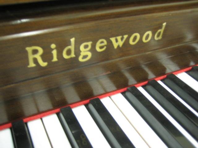 ridgewood379242_002.jpg