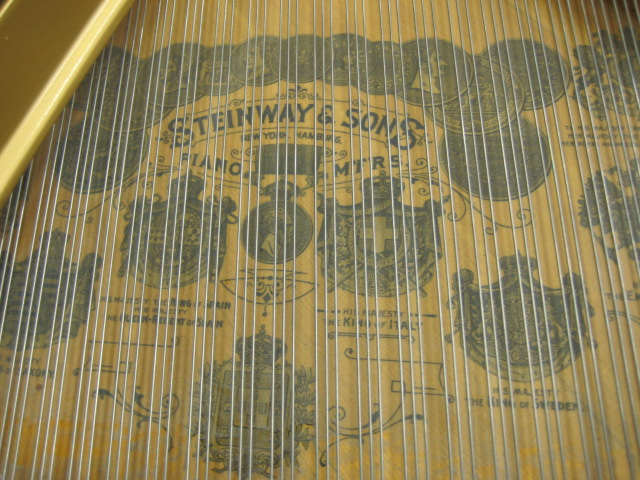 steinway146081_010.JPG