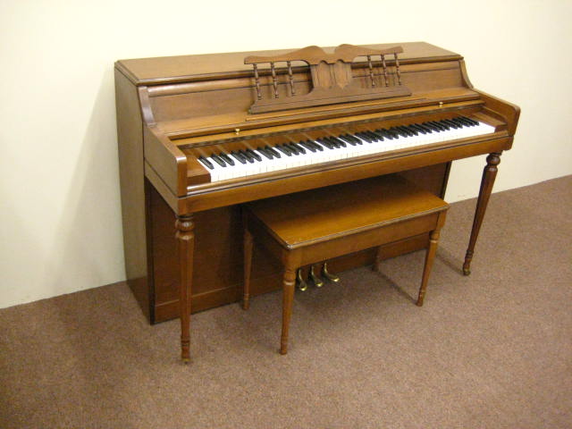 wurlitzer1167102_001.JPG